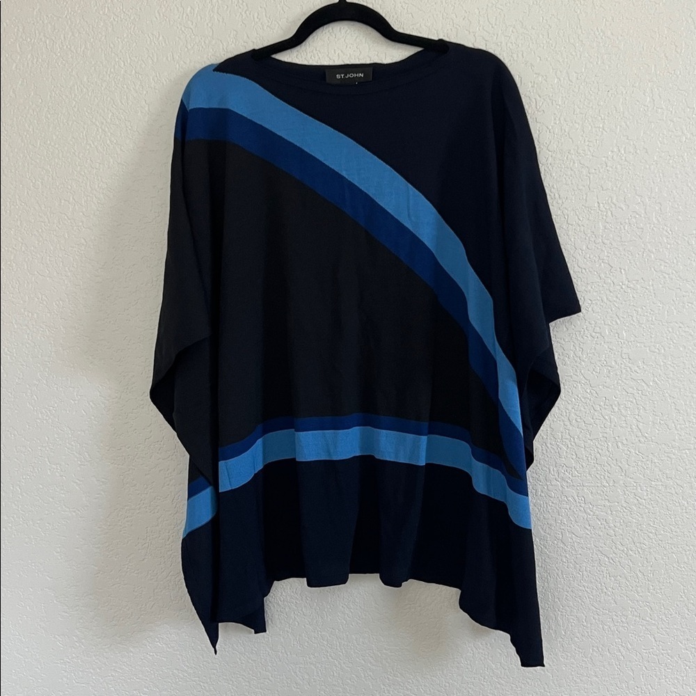 St.John Wool Blend jersey Knit Poncho. Size P/S - Picture 3 of 8